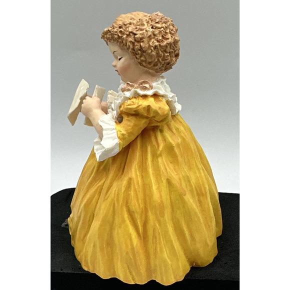 Adorable SEALED WITH A KISS Maud Humphrey Bogart Figurine H136 1992 Numbered - Picture 2 of 8